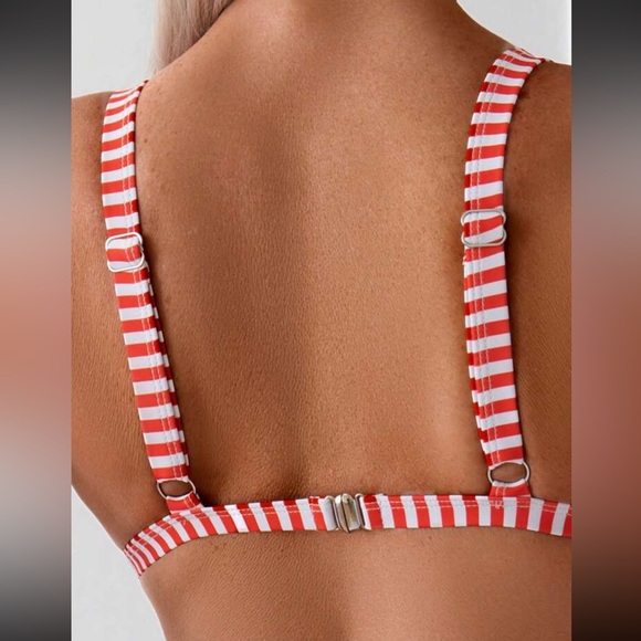 🇺🇸 American Print Stars & Candy Stripes Bikini Set - Picture 6 of 8